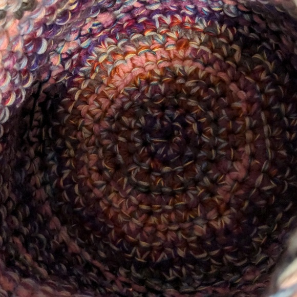 NWT! Handmade Crochet Multicolor Market Basket Tote Tan Faux Leather Straps - Picture 8 of 8